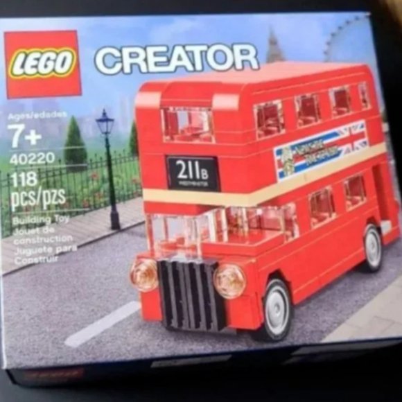 LEGO 40220 London Bus - Picture 3 of 4
